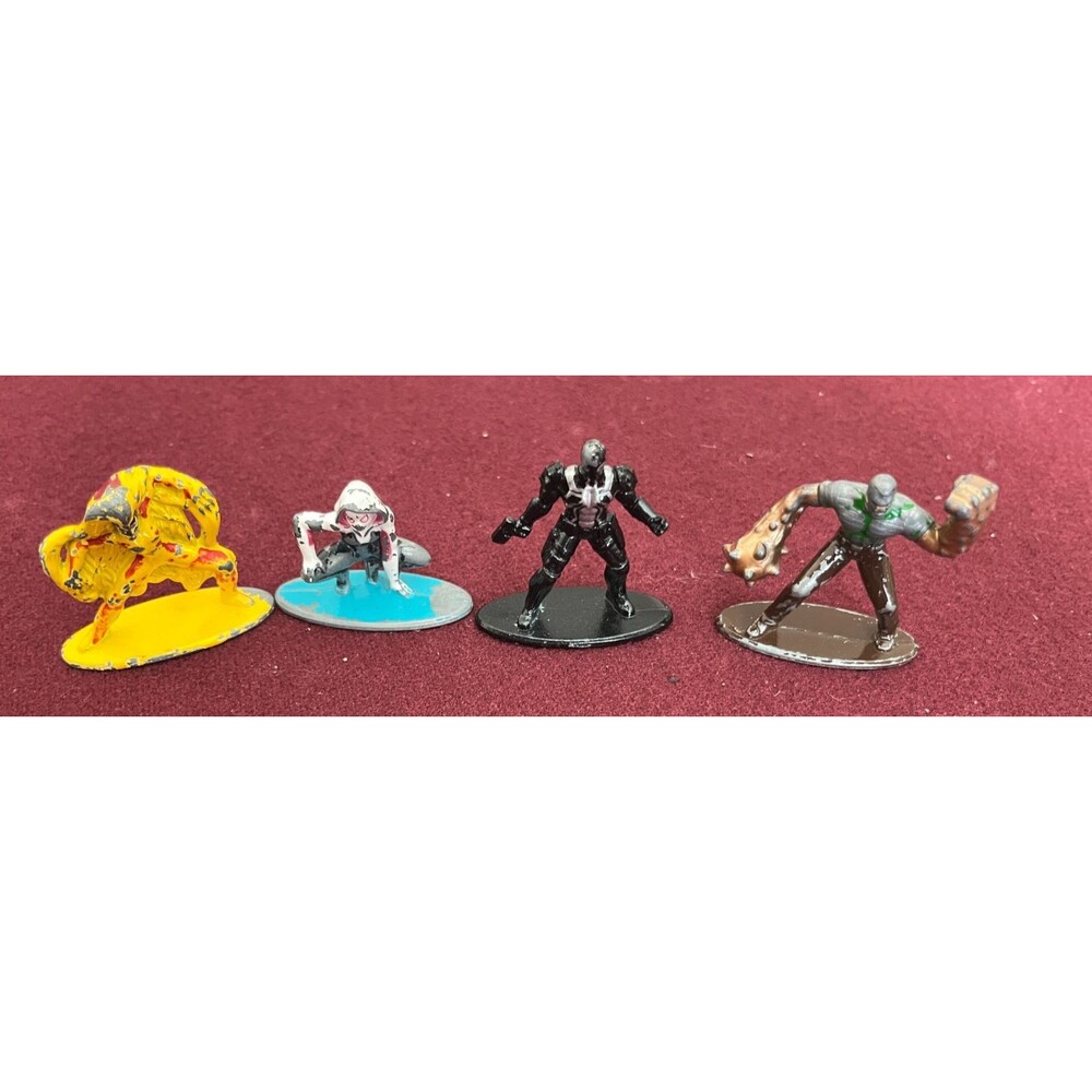 Jada Toys Nano Metalfigs Lot of 4 Marvel Characters Die Cast Metal
